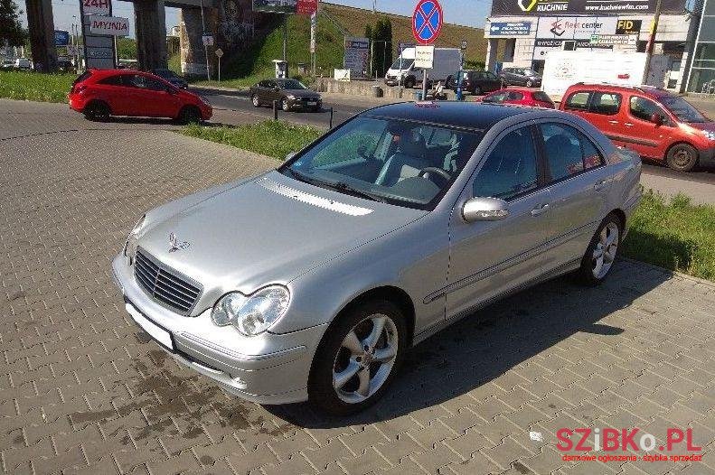 2003' Mercedes-Benz Klasa C photo #1