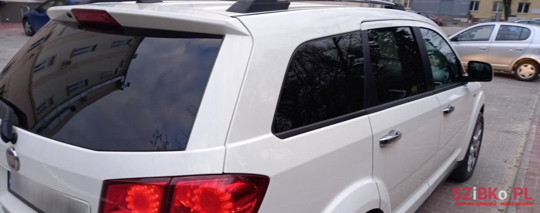 2012' Fiat Freemont photo #4