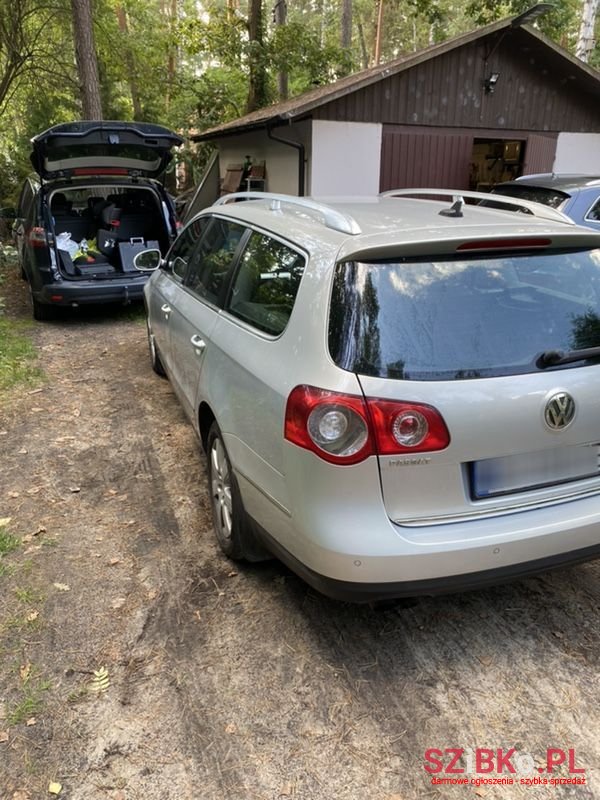 2008' Volkswagen Passat photo #6