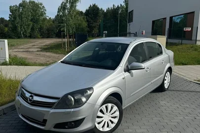 2008' Opel Astra Iii 1.6 Cosmo