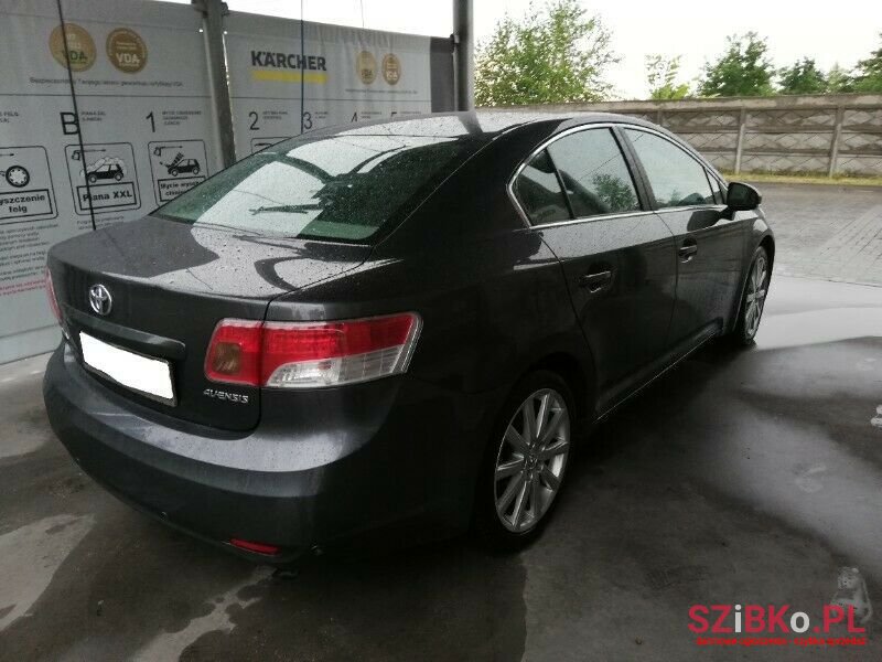 2009' Toyota Avensis photo #3