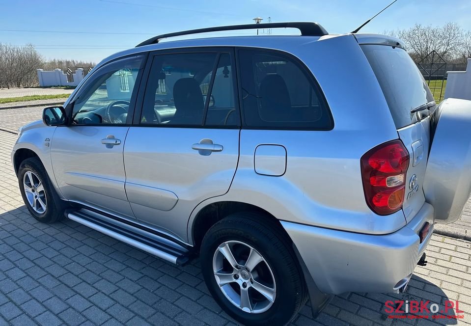 2005' Toyota RAV4 photo #5