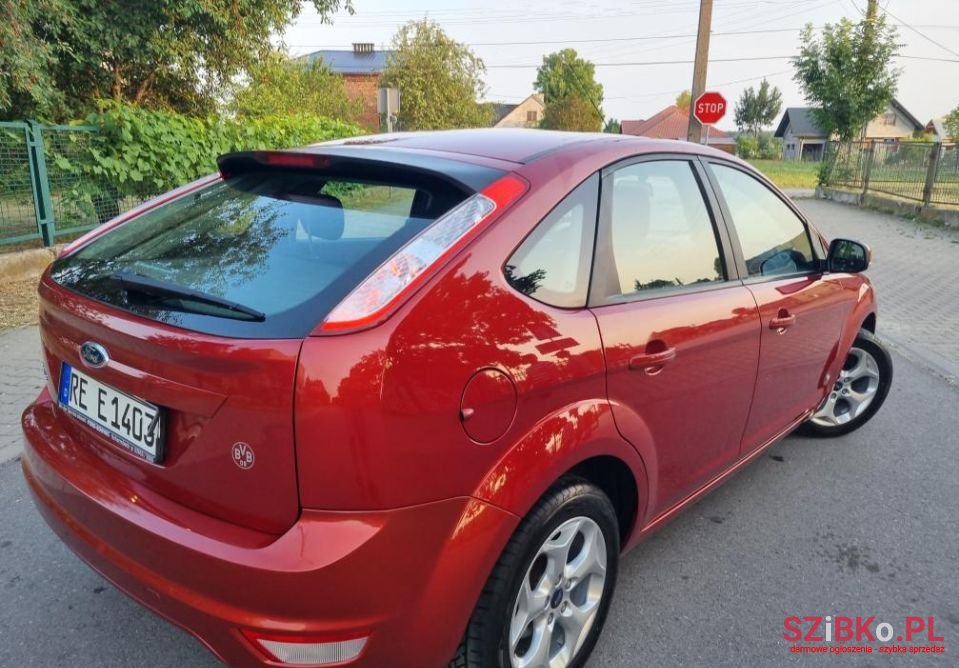 2008' Ford Focus photo #2