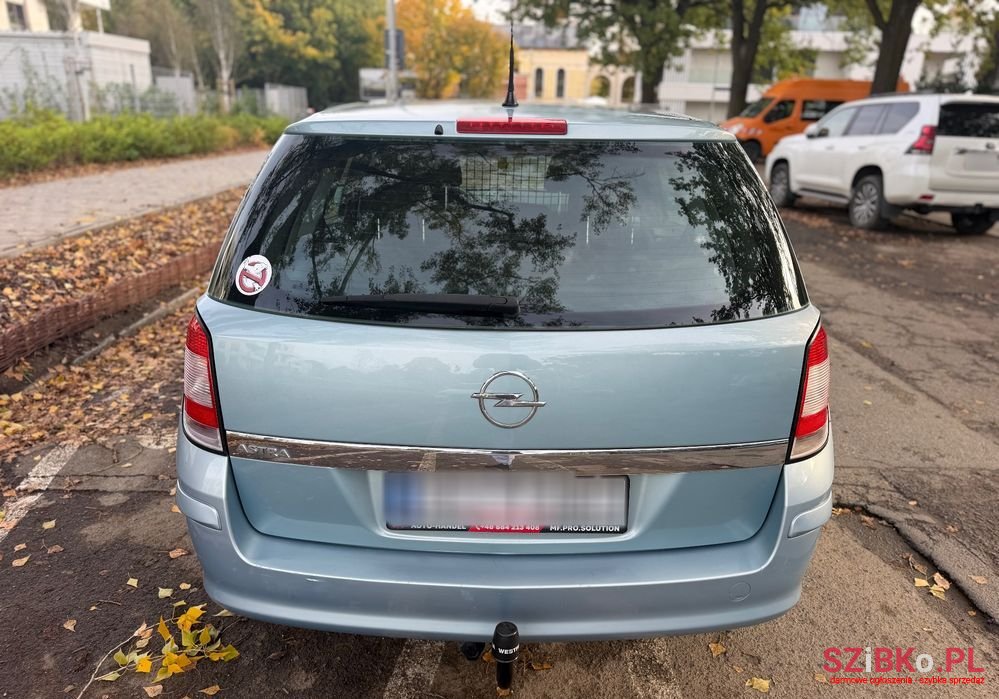 2009' Opel Astra 1.6 Innovation 110 Jahre photo #4