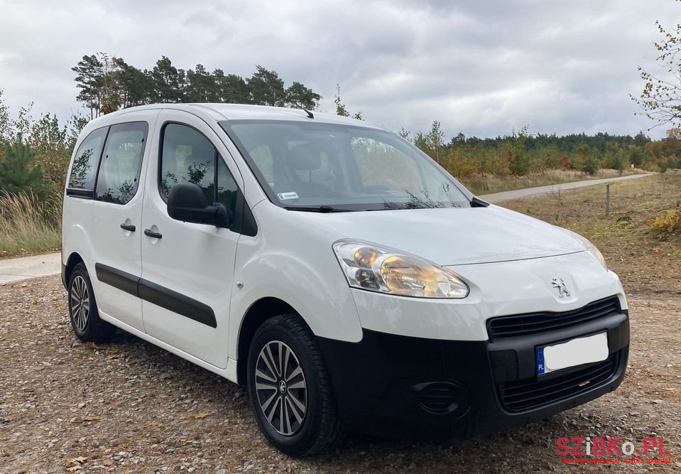 2015' Peugeot Partner photo #1