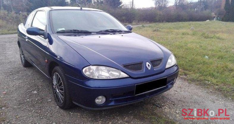 1999' Renault Megane photo #2