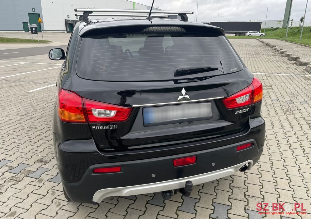 2011' Mitsubishi ASX photo #4