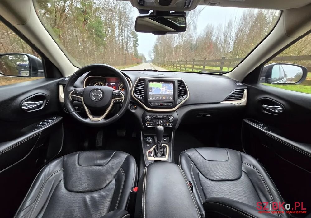 2014' Jeep Cherokee photo #5