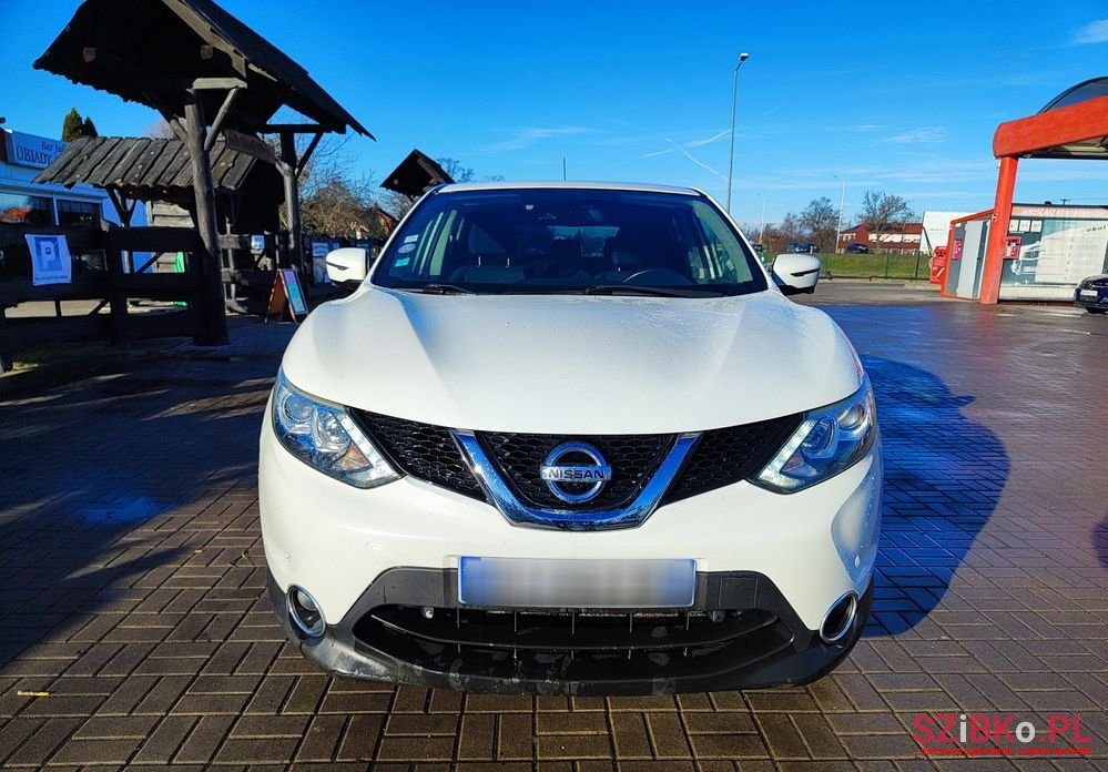2015' Nissan Qashqai photo #2