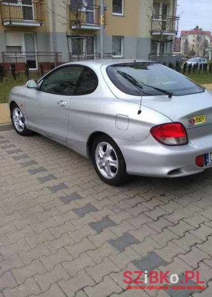 1999' Hyundai Coupe photo #2