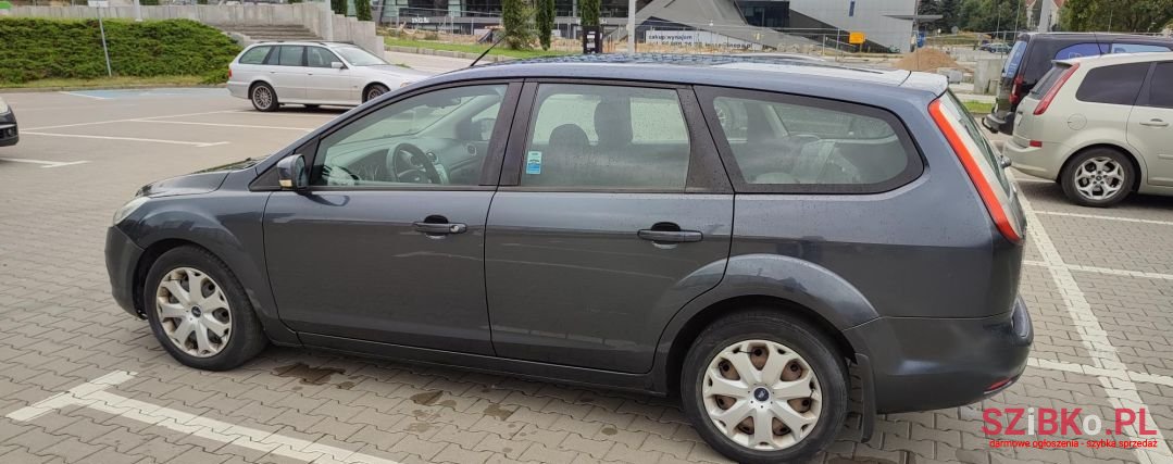 2008' Ford Focus photo #5