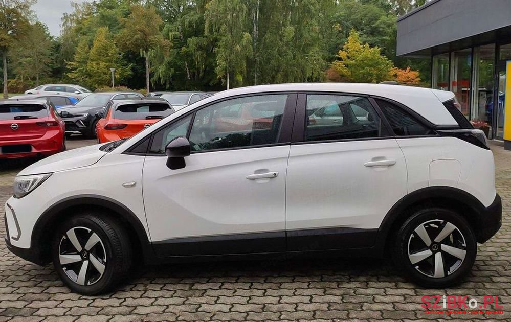 2023' Opel Crossland X photo #2