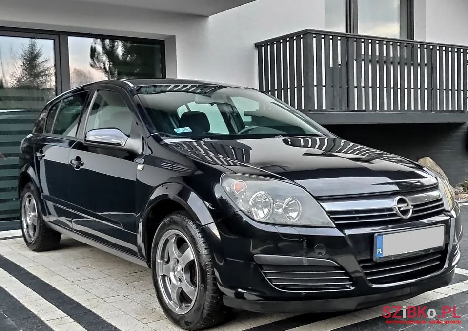 2006' Opel Astra photo #3