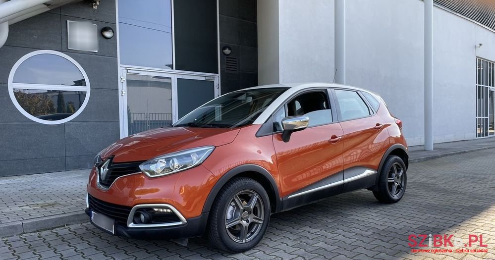 2013' Renault Captur 0.9 Energy Tce Life photo #1
