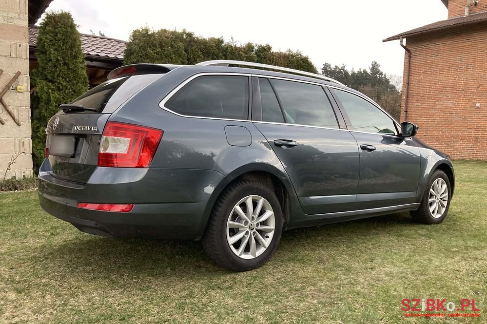 2015' Skoda Octavia photo #6
