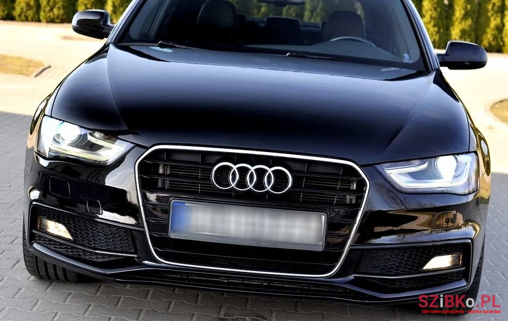 2015' Audi A4 S Tronic photo #5