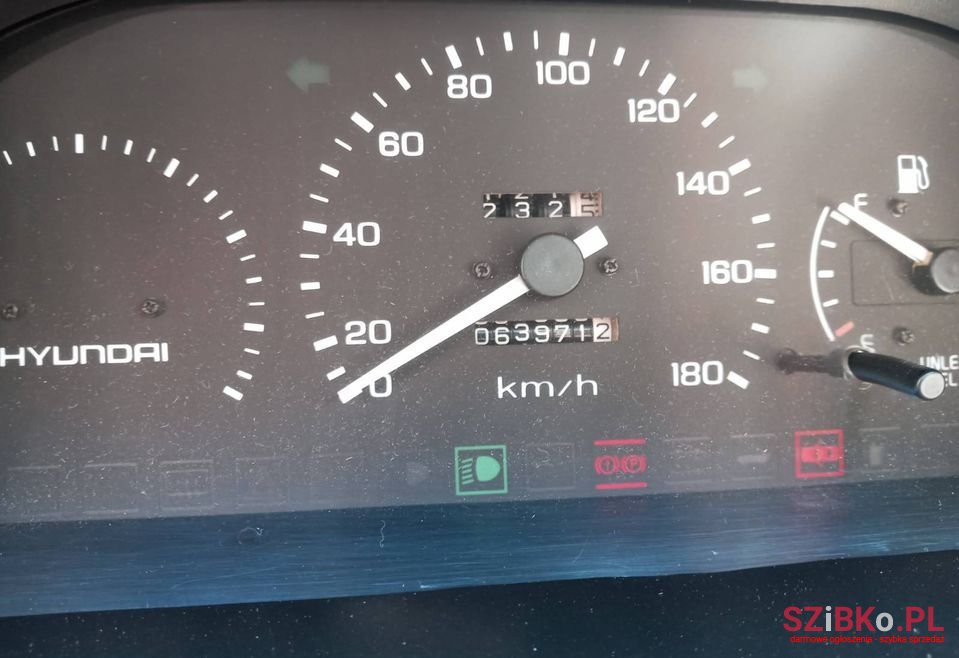 1990' Hyundai Pony photo #6