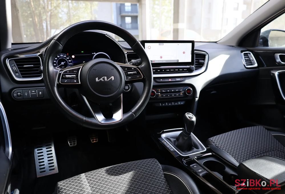 2023' Kia Ceed 1.5 T-Gdi L photo #5