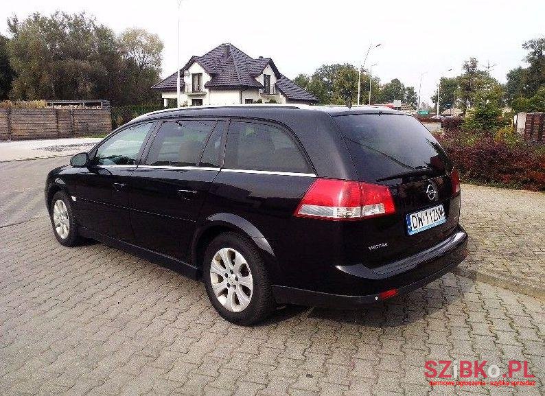 2004' Opel Vectra photo #1