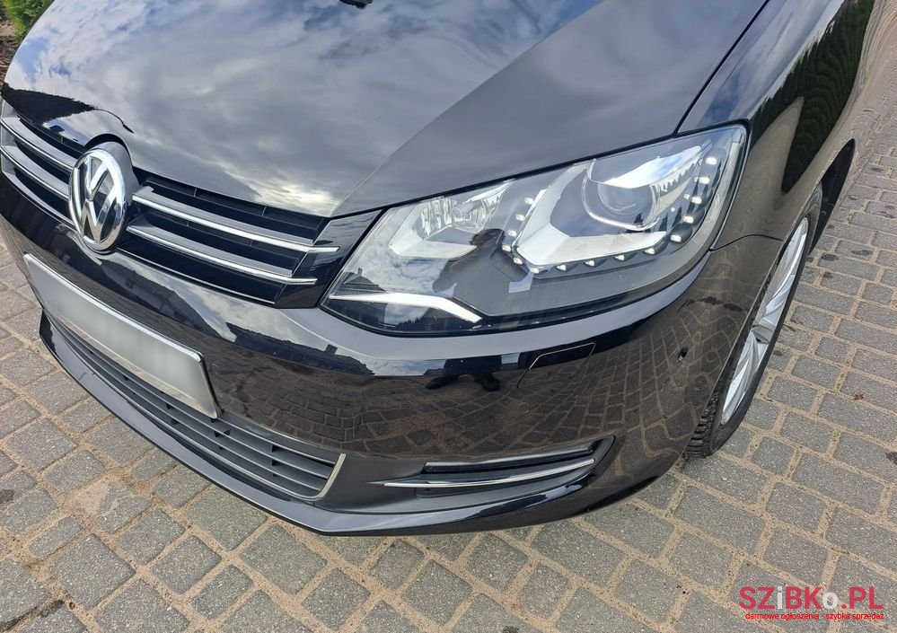 2015' Volkswagen Sharan photo #4