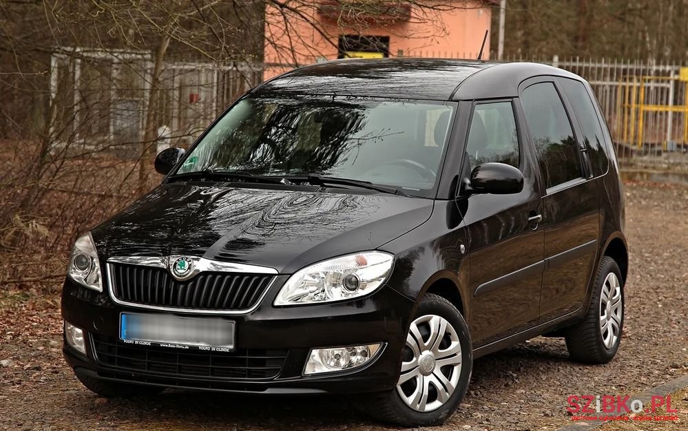 2011' Skoda Roomster photo #3