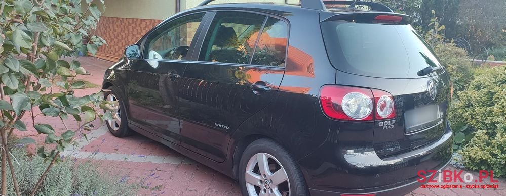 2008' Volkswagen Golf Plus photo #6