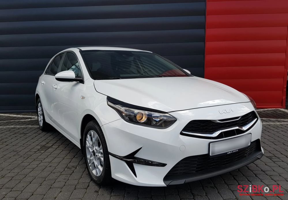 2023' Kia Ceed 1.0 T-Gdi M photo #4