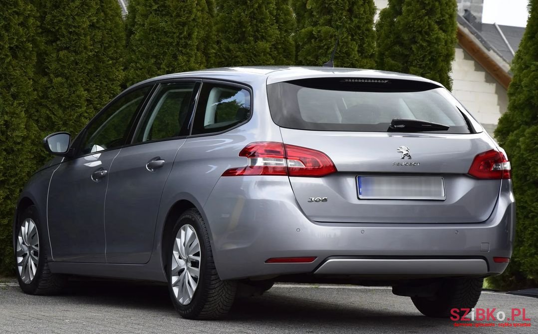 2019' Peugeot 308 photo #2