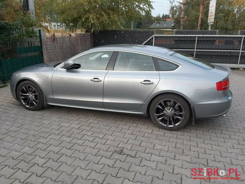 2010' Audi S5 photo #3