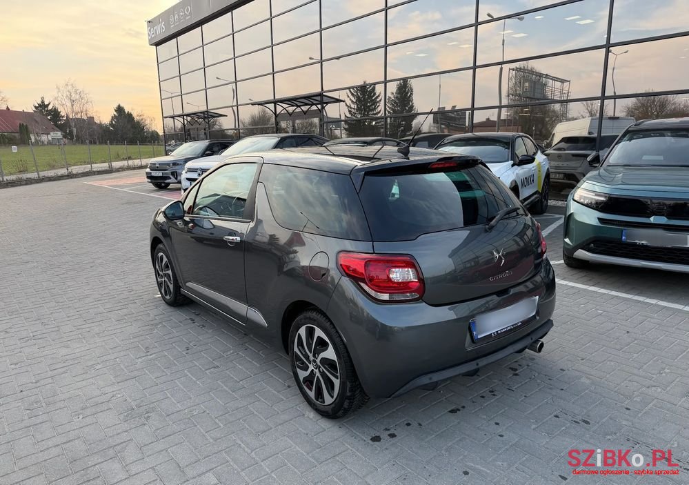 2013' Citroen DS3 photo #3