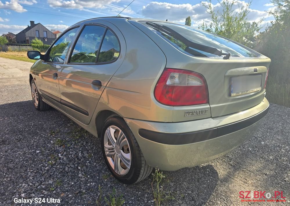 2000' Renault Megane photo #4