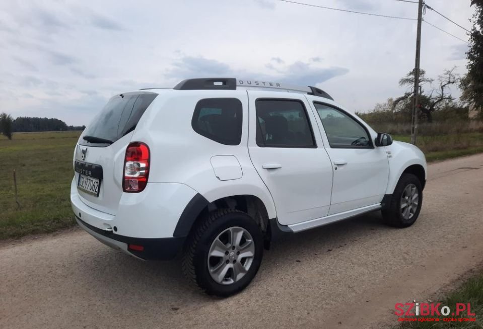 2015' Dacia Duster photo #4