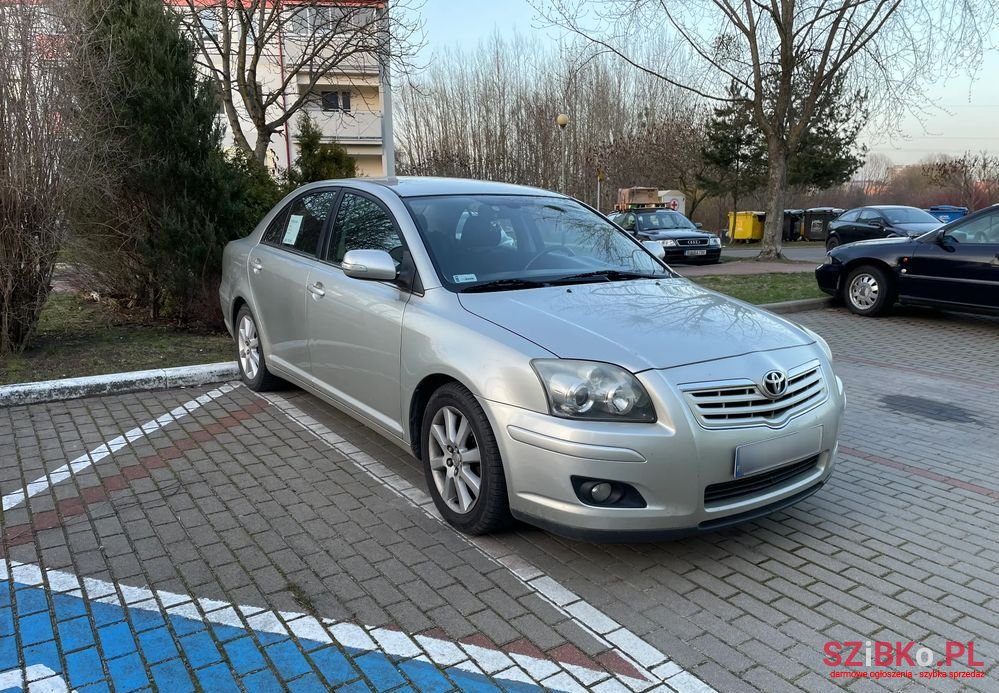 2006' Toyota Avensis photo #3