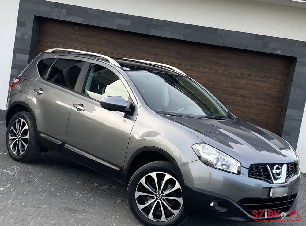 2012' Nissan Qashqai 2.0 4X4 360 photo #3