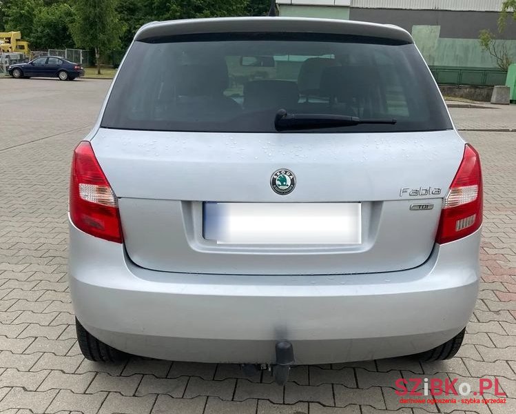 2011' Skoda Fabia 1.6 Tdi Dpf Classic photo #3