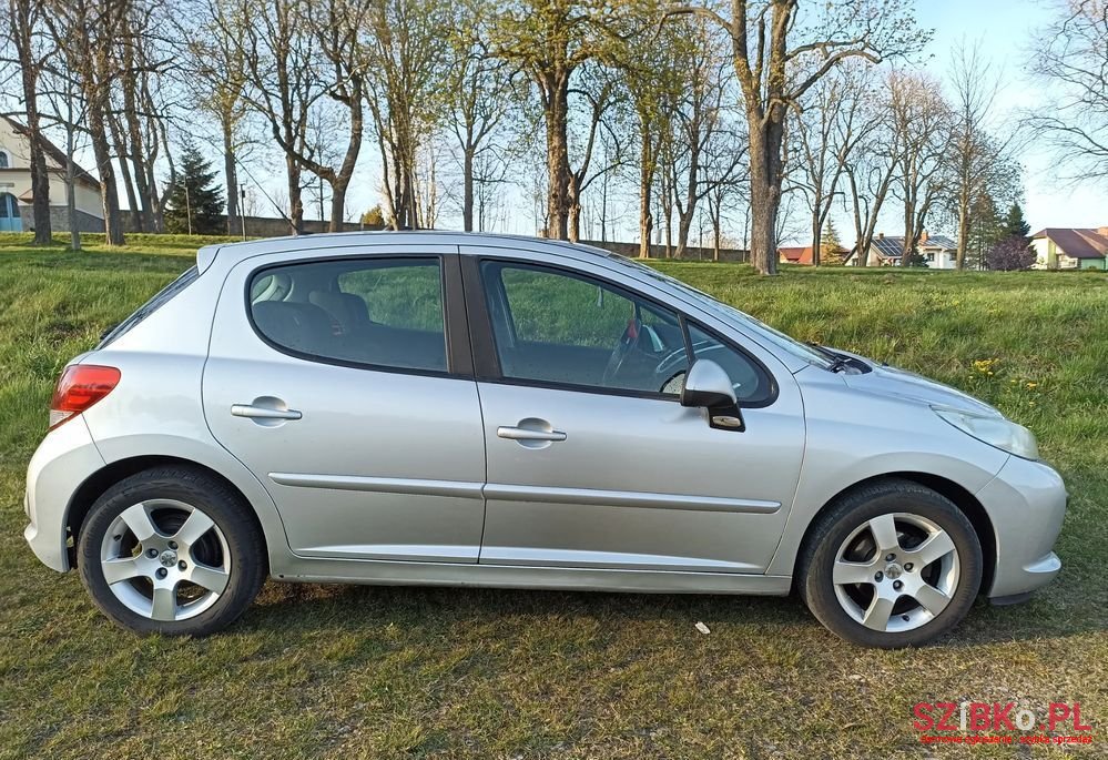 2008' Peugeot 207 1.6 Hdi 16V Trendy photo #2