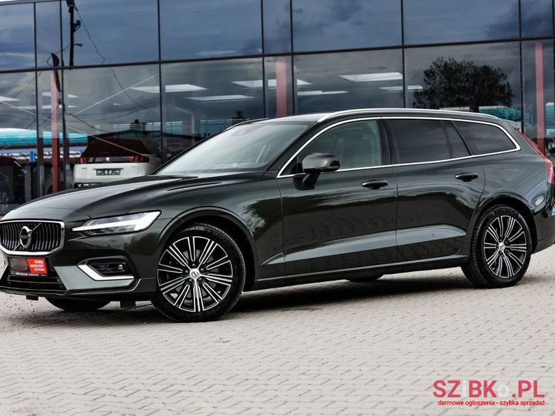 2020' Volvo V60 D4 Geartronic Inscription photo #3