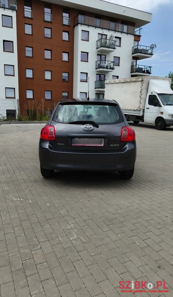 2008' Toyota Auris 1.4 D-4D photo #6