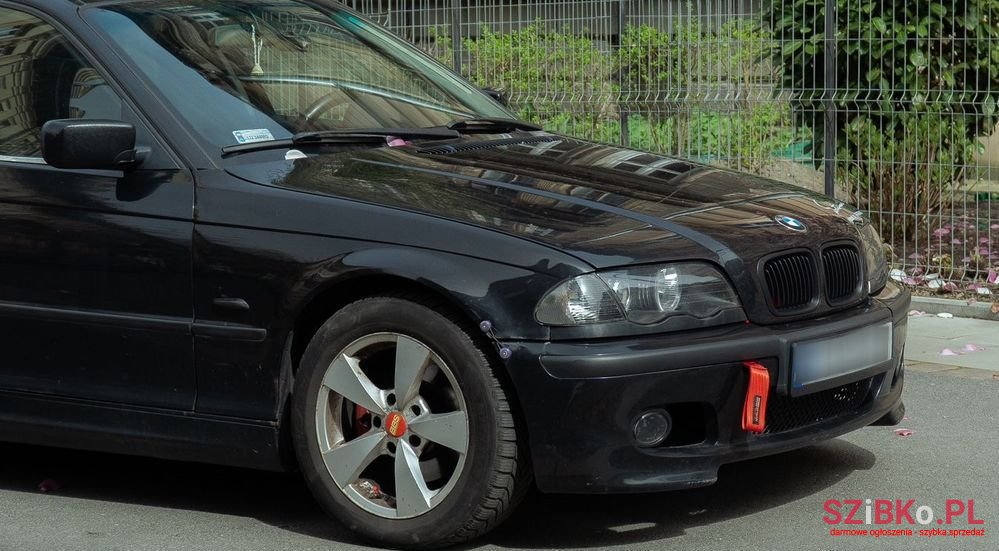 2003' BMW 3 Series 320D photo #2