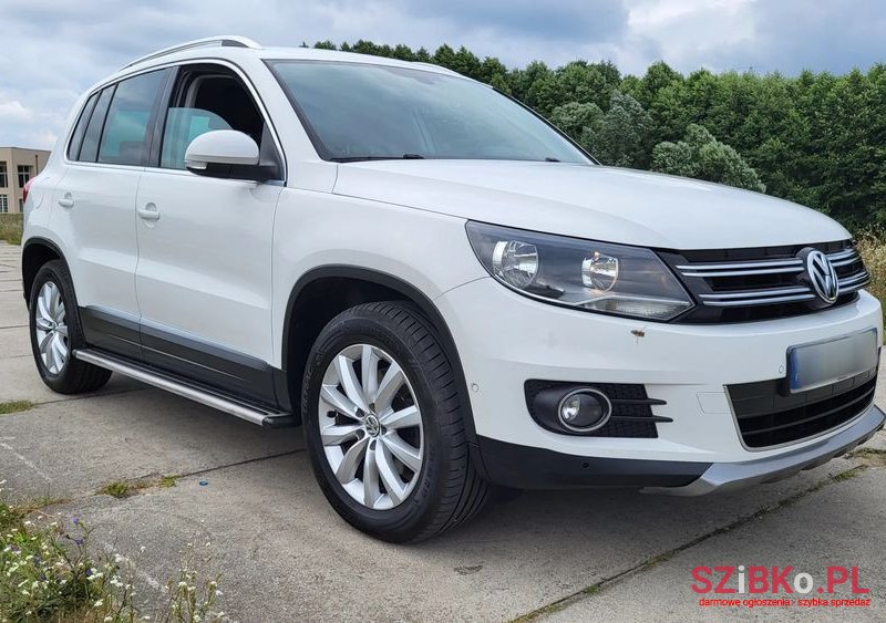 2012' Volkswagen Tiguan photo #4