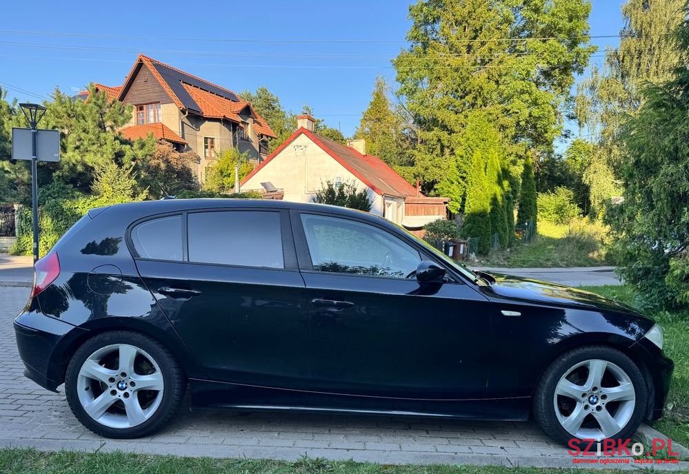 2005' BMW 1 Series 120D photo #4