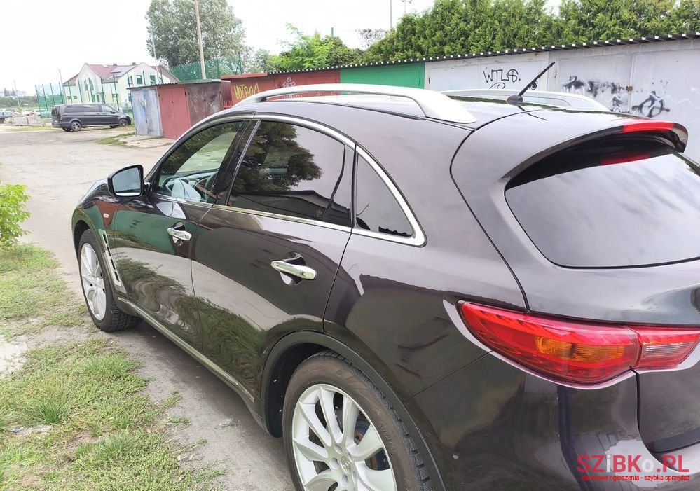 2010' Infiniti FX Fx30D S Premium photo #3