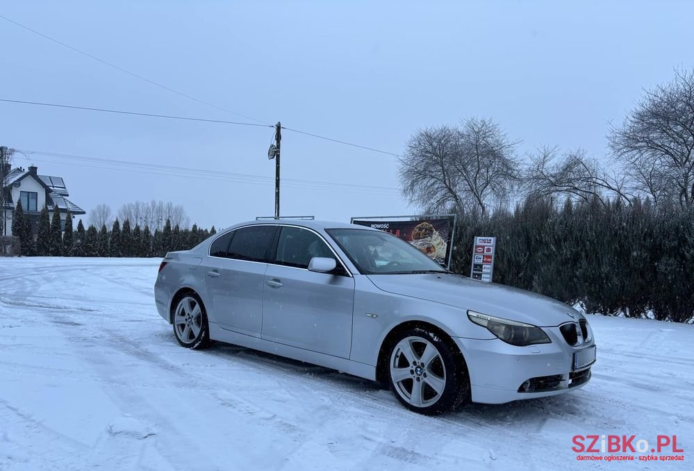 2004' BMW 5 Series photo #1