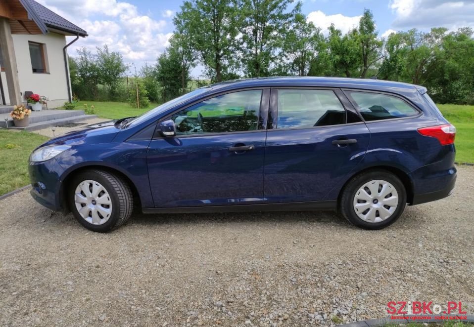 2013' Ford Focus photo #3