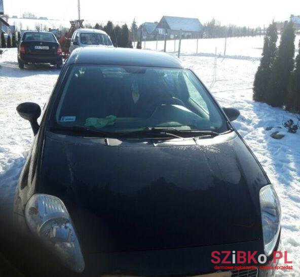 2008' Fiat Punto photo #1