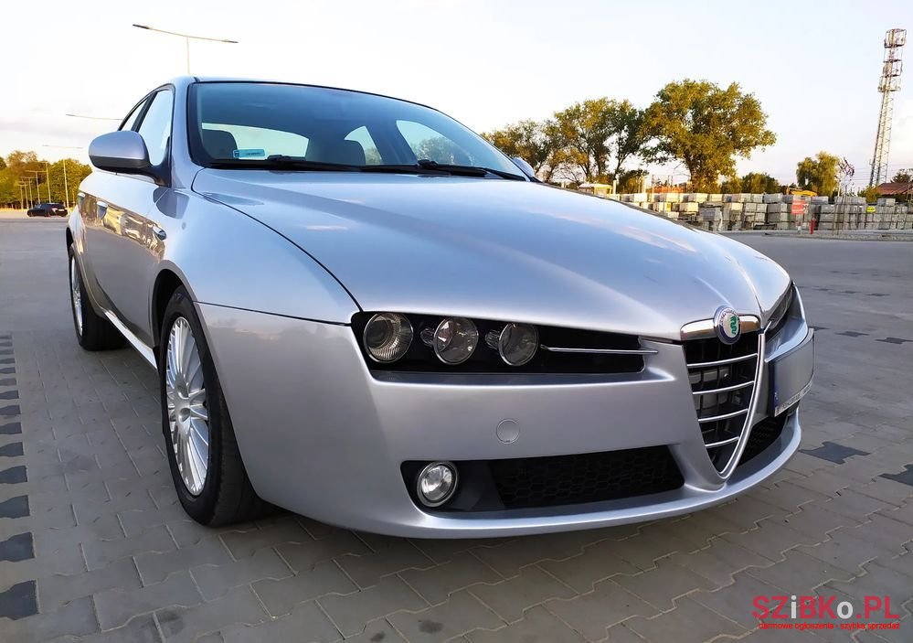 2007' Alfa Romeo 159 photo #6