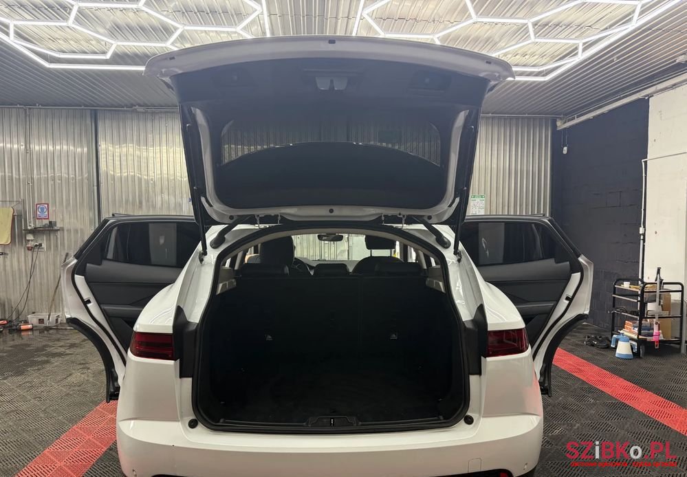 2019' Jaguar E-Pace 2.0 I4P Awd S photo #6