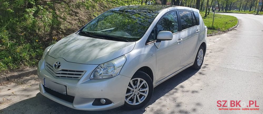 2012' Toyota Verso photo #1