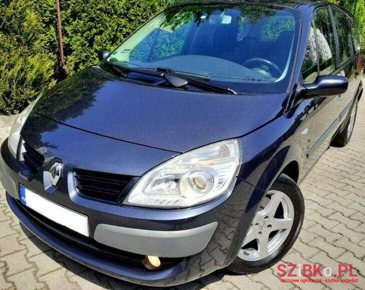 2008' Renault Scenic photo #1