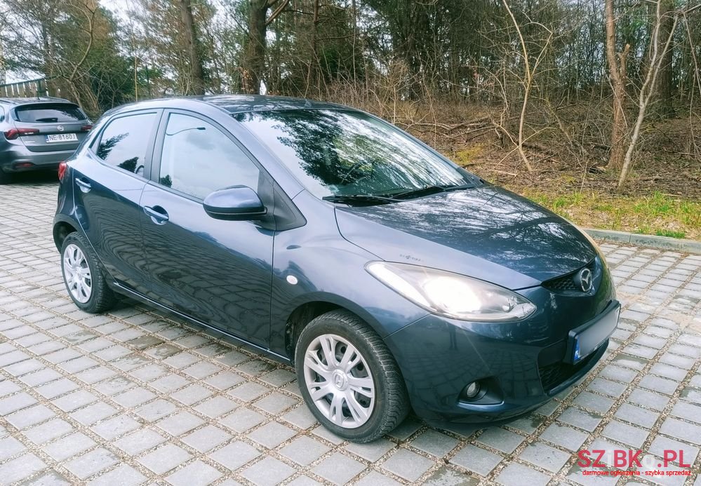 2008' Mazda 2 photo #2